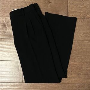 Aritzia Wilfred Wilfred Effortless Pant in Black